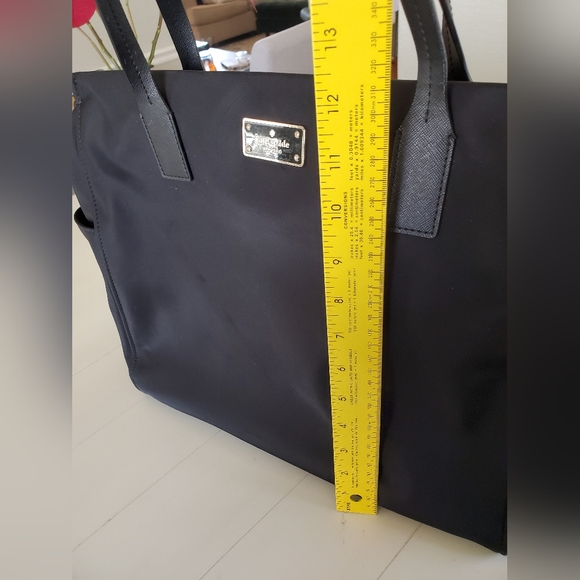 Kate Spade Chelsea Diaper/Laptop/Travel bag - Picture 8 of 14